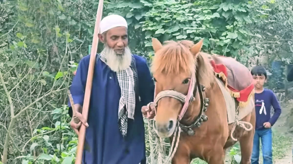 অনন্তযাত্রায় শেষ ঠিকানার কারিগর মনু মিয়া