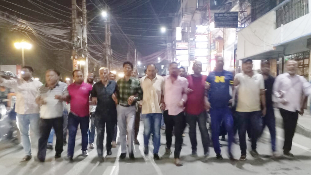 বিএন‌পি নেত্রী নাস‌রি‌নের বাসায় হামলা, দলীয় একাংশ‌কে সন্দেহ