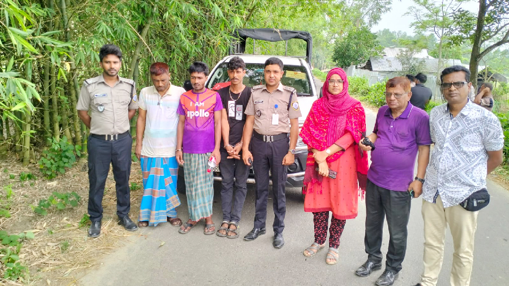 বকশীগঞ্জে ভ্রাম্যমাণ আদালতের অভিযানে ৩ মাদকসেবীর কারাদণ্ড