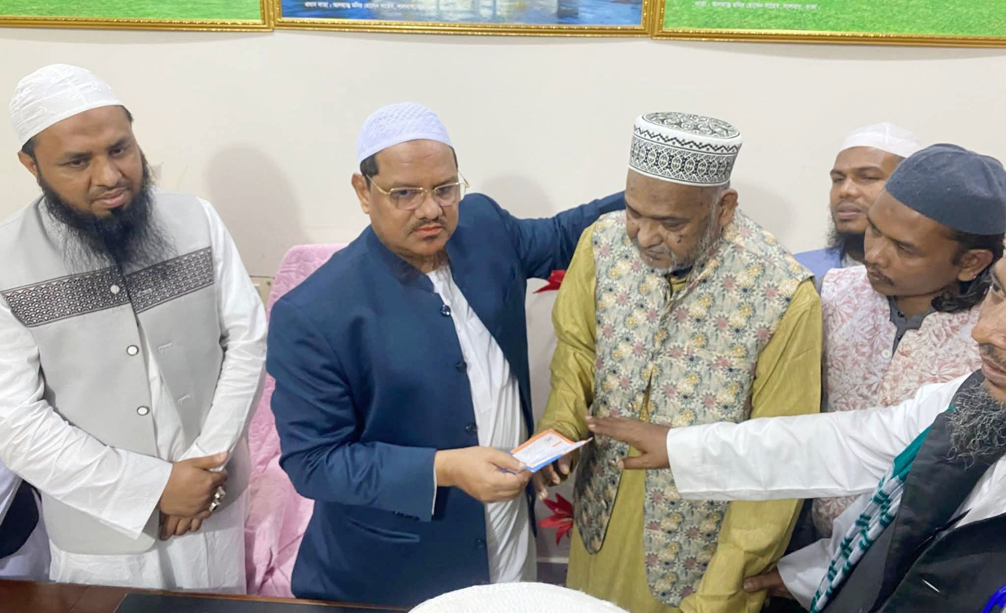 বকশীগঞ্জের ‘বটগাছ’খ্যাত বিএনপি নেতা আব্দুর রউফ তালুকদারের ইসলামী আন্দোলনে যোগদান