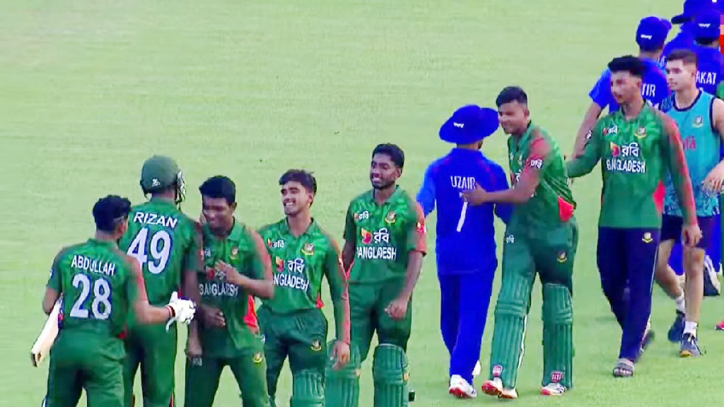 মিরপুরে খেলছেন মুশফিক, রাতে মাঠে নামছে বাংলাদেশের আরেক দল