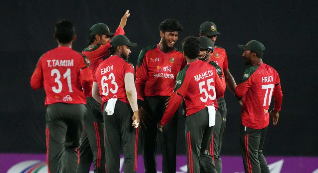 পাকিস্তানকে কি এবার ধবলধোলাই করবে বাংলাদেশ, খেলা দেখবেন কোথায়