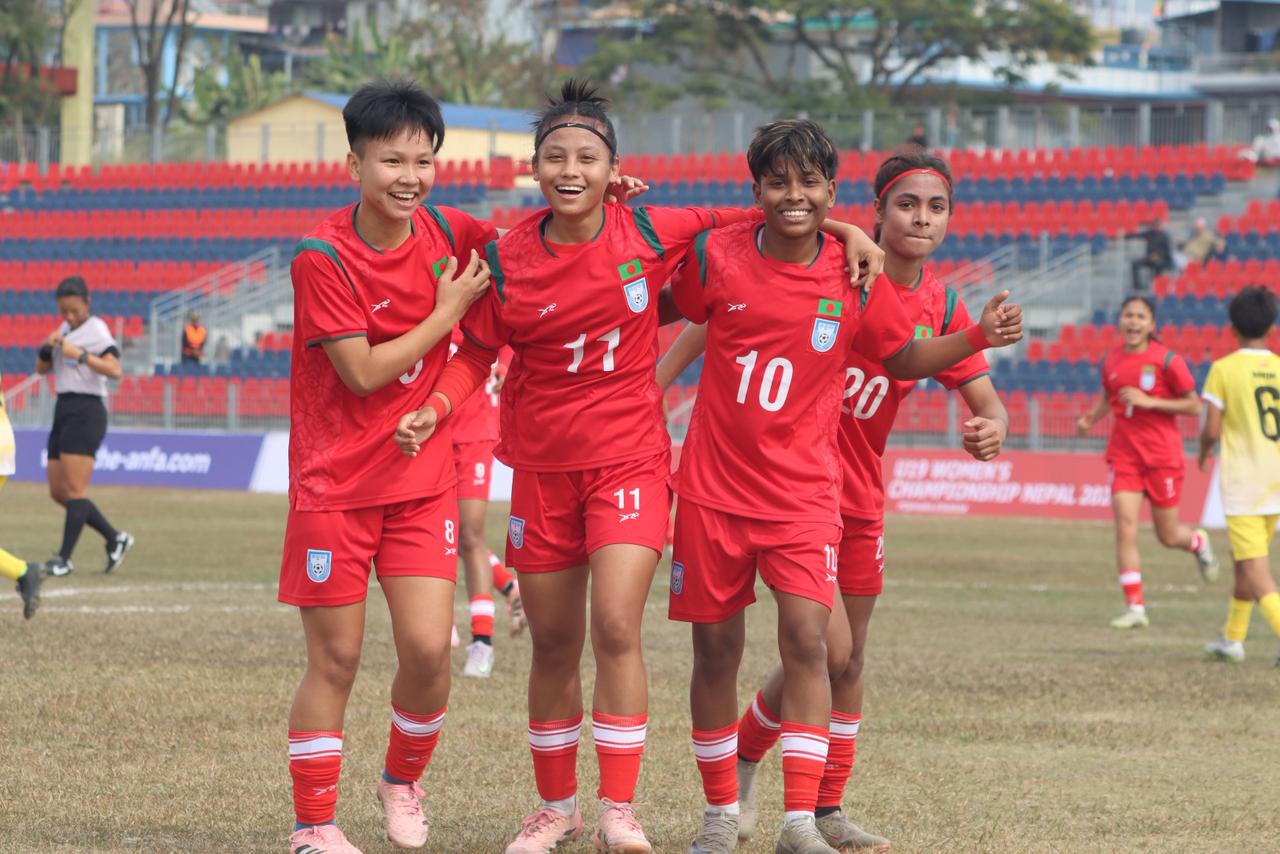 ভুটানের জালে বাংলাদেশের মেয়েদের ১২ গোল