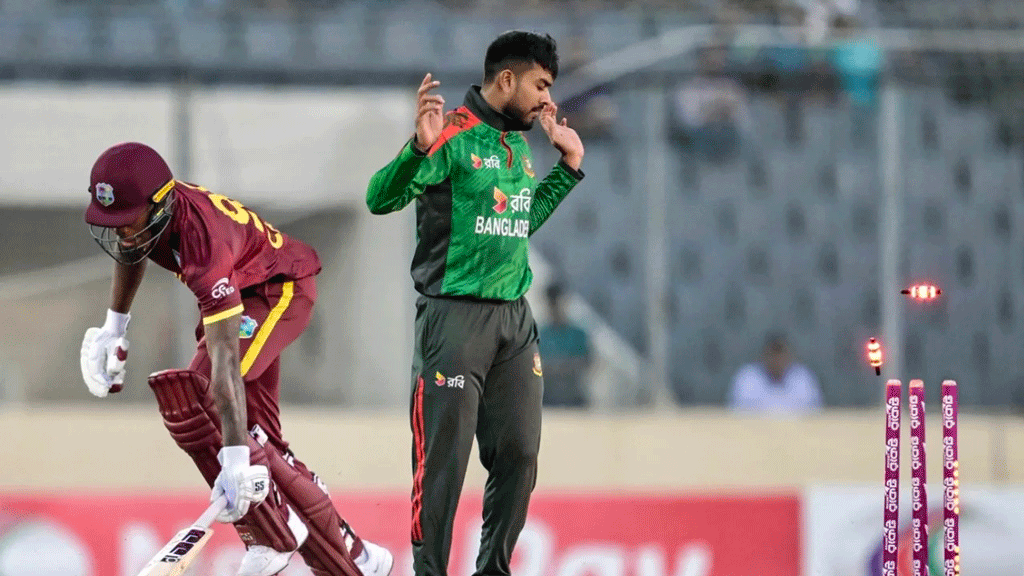 ঘরের মাঠে কাঁপছে পাকিস্তান, বাংলাদেশ কি পারবে সিরিজ জিততে