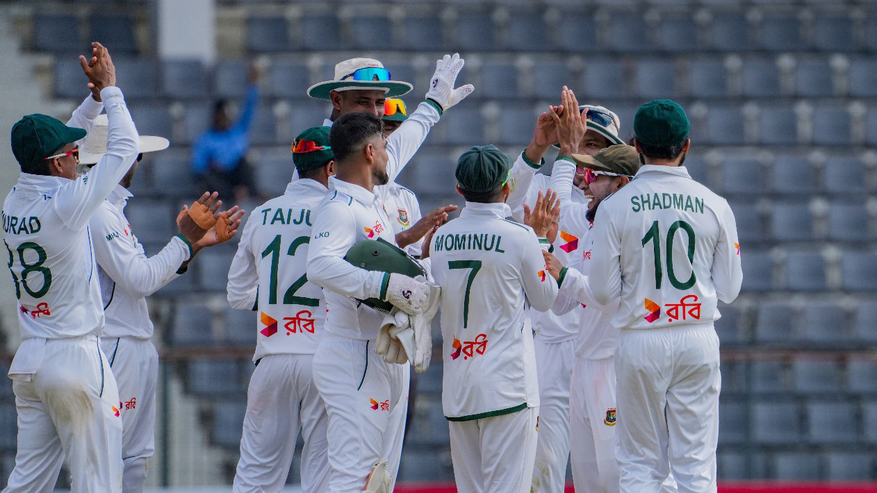 ১৫ মিনিটের মধ্যে আয়ারল্যান্ডের খেলা শেষ করে দিল বাংলাদেশ