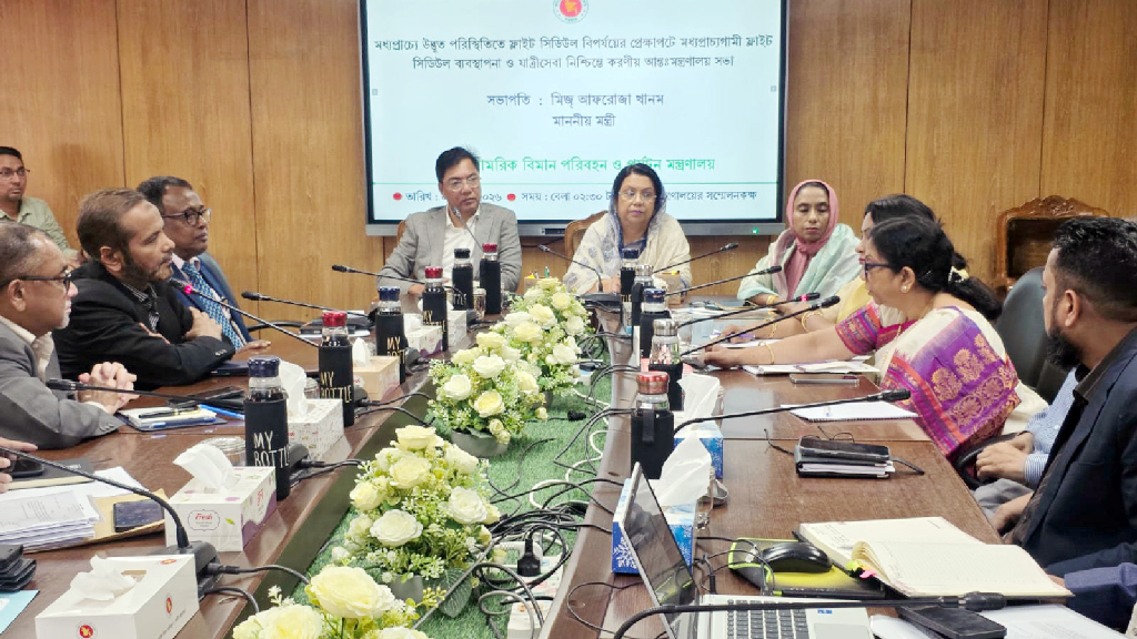 ভিসার মেয়াদোত্তীর্ণ ও সংকটাপন্ন যাত্রীদের অগ্রাধিকার দিতে নির্দেশ বিমান-পর্যটনমন্ত্রীর