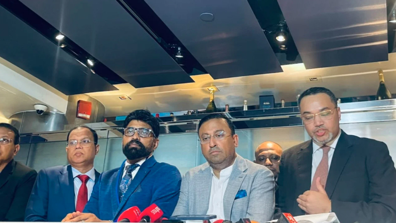 বোয়িংয়ের সঙ্গে ১১টি বিমান কেনার চুক্তি হয়েছে: মাহদী আমিন