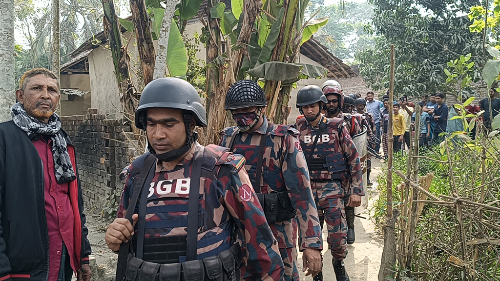 বেনাপোলে বোমা বিস্ফোরণে দুই শ্রমিক আহত