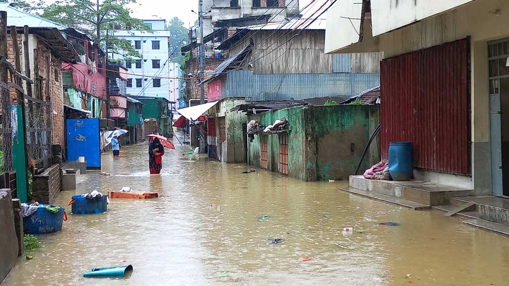বান্দরবানের নিম্নাঞ্চল প্লাবিত, ২২০ আশ্রয়কেন্দ্র প্রস্তুত