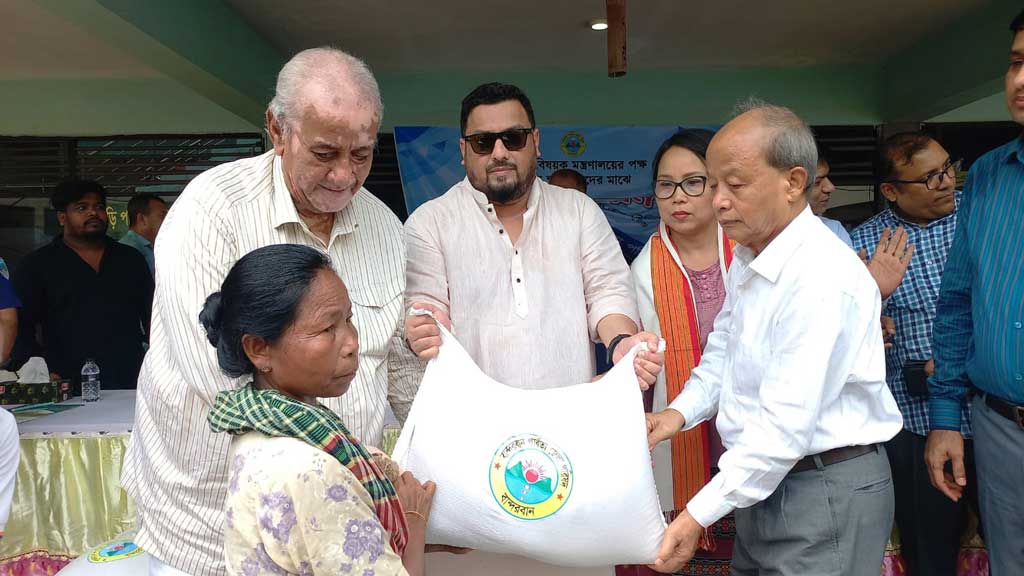 বন্যায় ক্ষতিগ্রস্ত পরিবারগুলোর তালিকা করে পুনর্বাসন করা হবে: পার্বত্য প্রতিমন্ত্রী