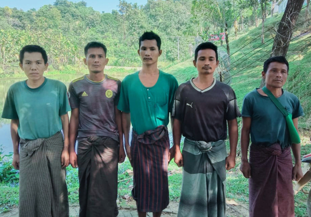 বান্দরবানে পালিয়ে এলেন মিয়ানমারের ৫ সেনা ও সীমান্তরক্ষী পুলিশ, থানায় সোপর্দ