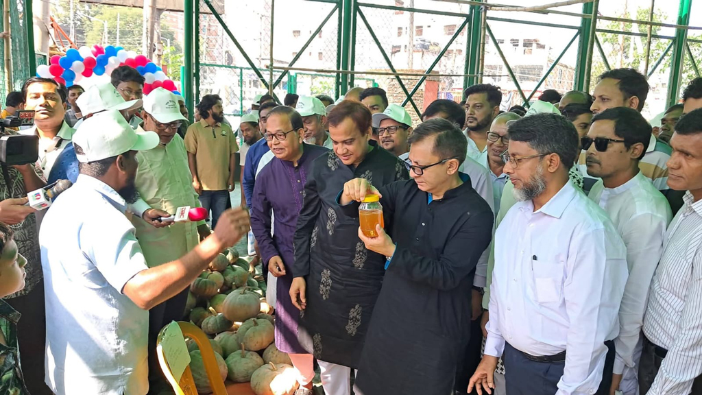 সিন্ডিকেটের মাধ্যমে বাজার নিয়ন্ত্রণ মুছে দেওয়া হবে: বাণিজ্যমন্ত্রী