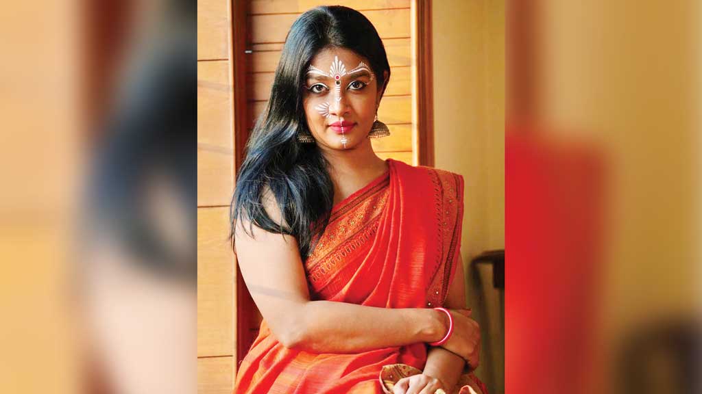 কানের বাণিজ্যিক শাখায় ‘বাঙালি বিলাস’