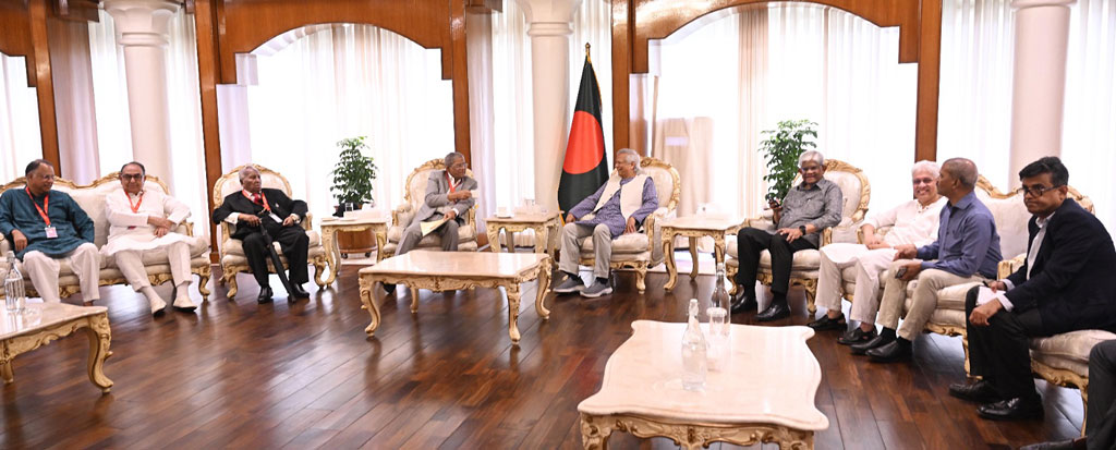 যমুনায় প্রধান উপদেষ্টার সঙ্গে বিএনপির প্রতিনিধি দলের বৈঠক। ছবি: প্রেস উইং