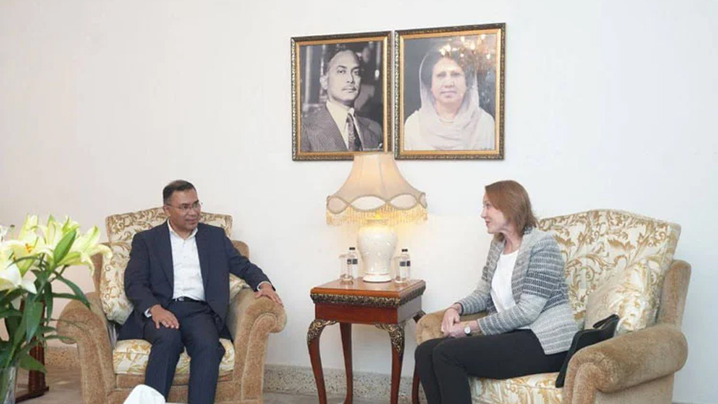 তারেক রহমানের সঙ্গে জার্মান রাষ্ট্রদূত ও অস্ট্রেলিয়ান হাইকমিশনারের সাক্ষাৎ