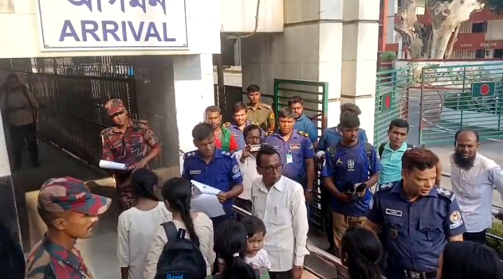 ভারতে কারাভোগ শেষে দেশে ফিরল শিশুসহ ১৮ বাংলাদেশি
