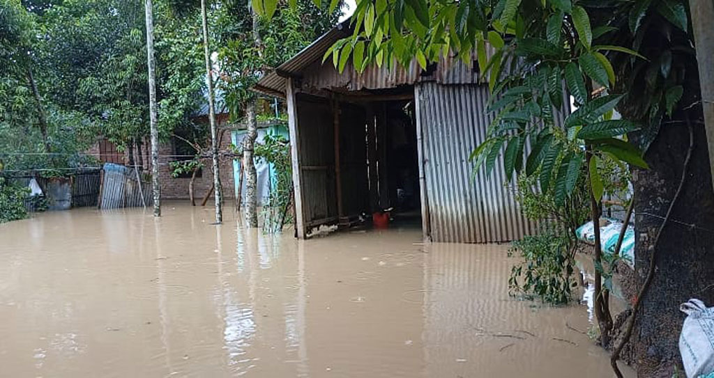পাহাড়ি ঢলে আখাউড়ায় সীমান্তবর্তী নিম্নাঞ্চল প্লাবিত, অস্বাভাবিক পানি বৃদ্ধি হাওড়া নদীর