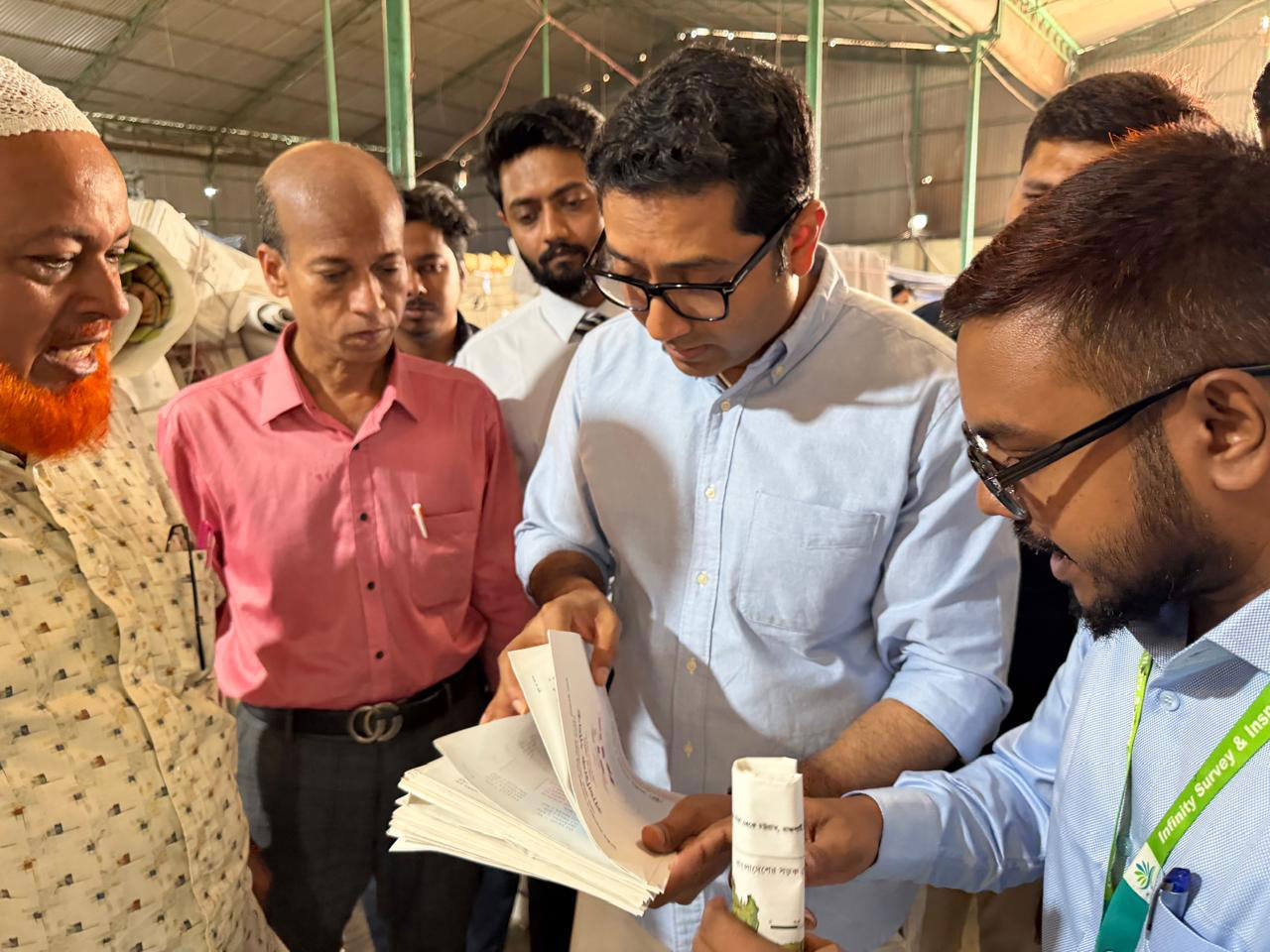 ৫ নভেম্বরের মধ্যে প্রাথমিকের সব বই সরবরাহের নির্দেশ প্রতিমন্ত্রীর