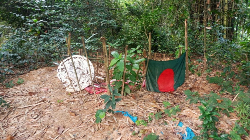 বগুড়ায় সাড়ে ৩ মাস পর আন্দোলনে নিহত রিপনের লাশ উত্তোলন