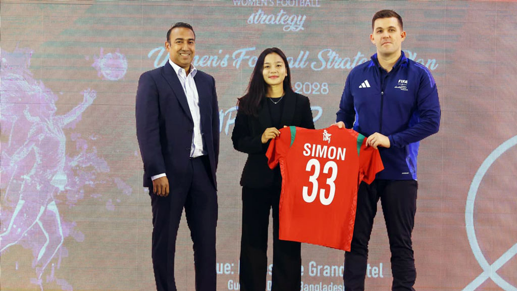 নারী ফুটবলার তুলে আনতে ফিফার সঙ্গে মিলে বাফুফের উদ্যোগ