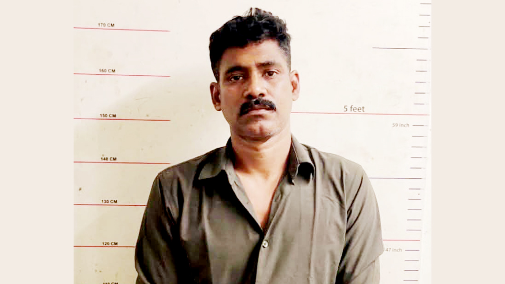 রাজধানীর মতিঝিলে শুটার বাপ্পিসহ গ্রেপ্তার ৫, উদ্ধার ৩ বিদেশি আগ্নেয়াস্ত্র