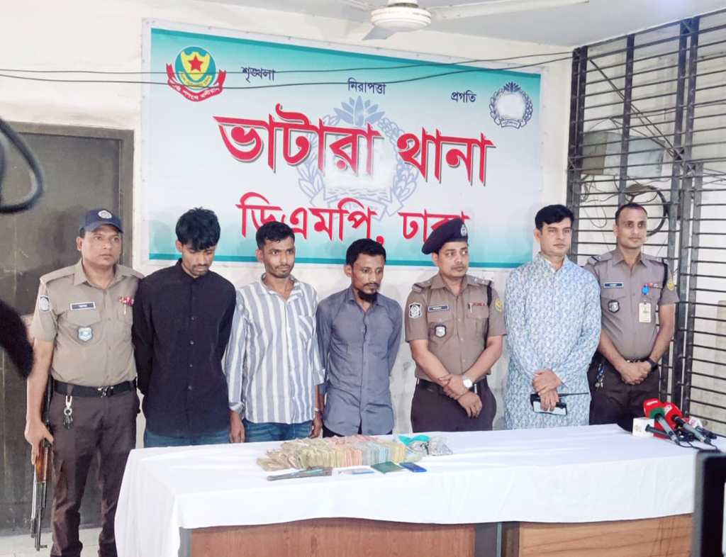 রাজধানীর বারিধারায় গির্জায় ঢুকে আড়াই লাখ টাকা লুট, গ্রেপ্তার ৩