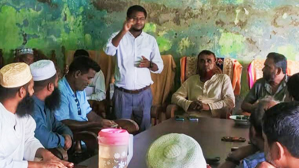 মাদ্রাসার খাবার নষ্টের ঘটনায় বিএনপি নেতাকে শোকজ, দলীয় কোন্দল প্রকাশ্যে