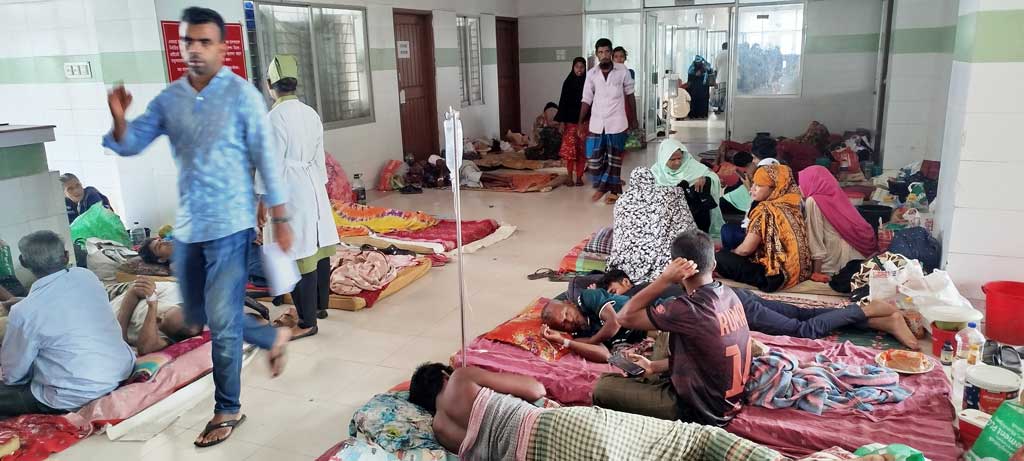 বরগুনায় ডেঙ্গুতে মৃতের সংখ্যা বেড়ে ১০, হাসপাতালে জনবল বৃদ্ধি