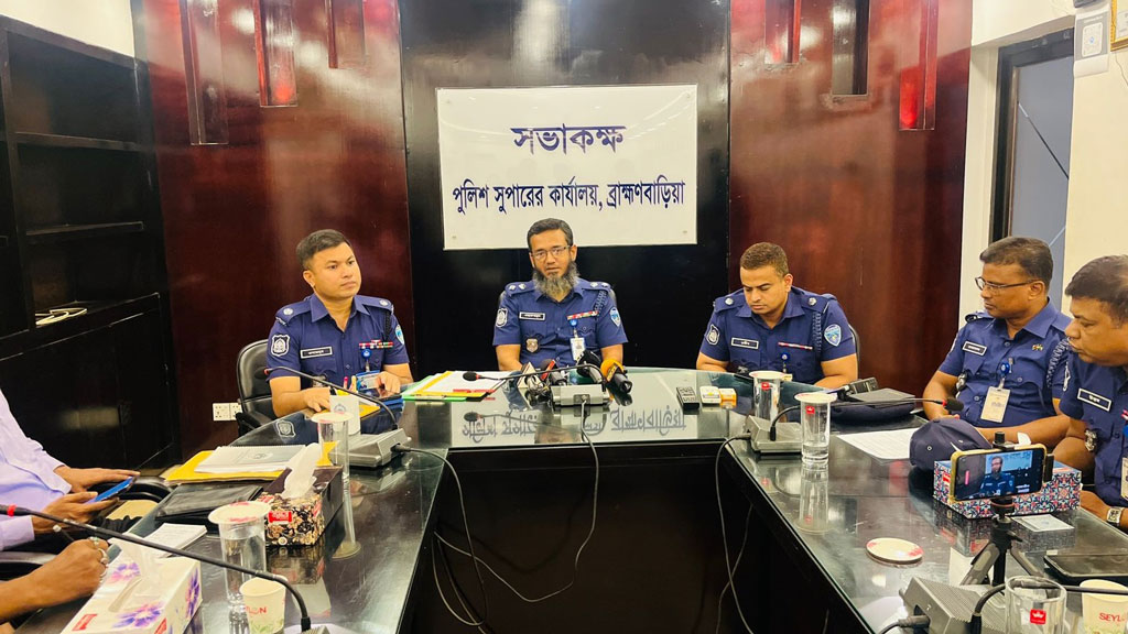 কনস্টেবল নিয়োগ: ব্রাহ্মণবাড়িয়ার এইচএসসি পরীক্ষার্থীরা বিলম্বে অংশ নিতে পারবেন