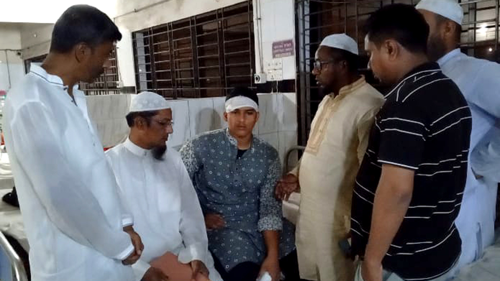 ব্রাহ্মণবাড়িয়ায় কেন্দ্রের সামনে মাদ্রাসার পরীক্ষার্থীদের সংঘর্ষ, ৪ জন আহত