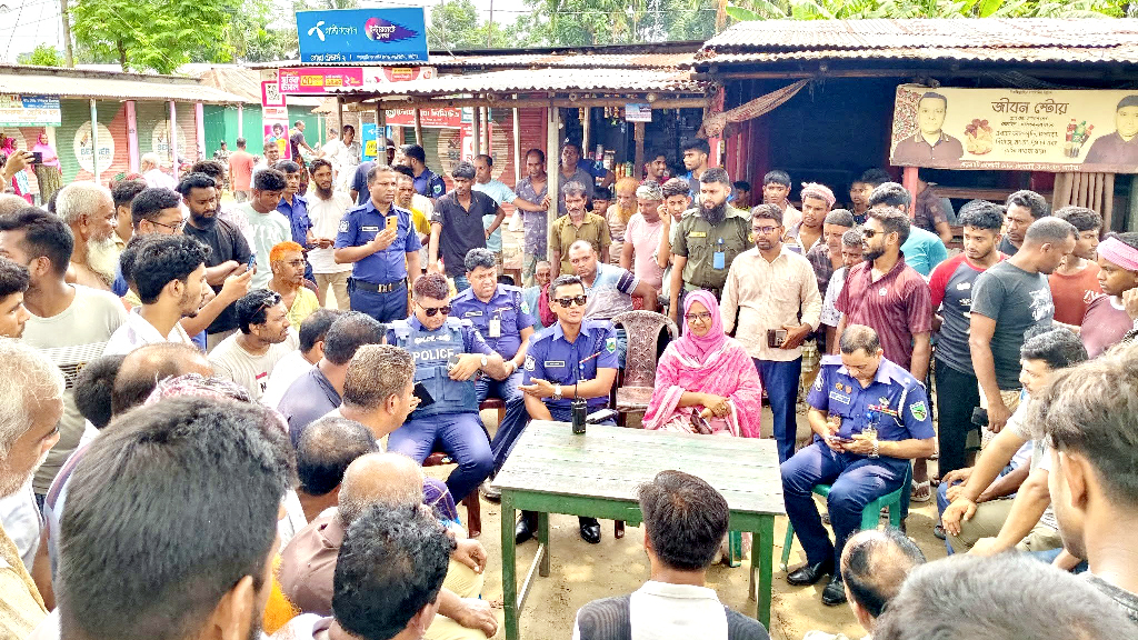 নাটোরের বড়াইগ্রামে মাইকে ঘোষণা দিয়ে চার গ্রামবাসীর সংঘর্ষ, আহত ১৬
