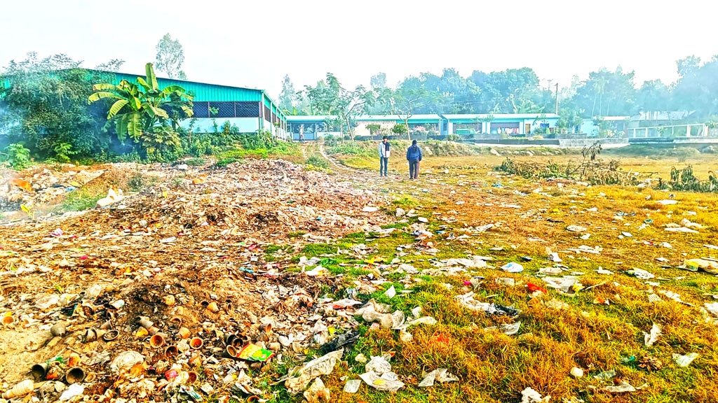 গাইবান্ধার সুন্দরগঞ্জ: এক বছরেও চালু হয়নি
বর্জ্য ব্যবস্থাপনা প্ল্যান্ট