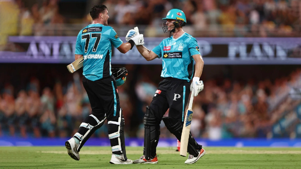 ২৫৮ রান তাড়া করে জিতে ব্রিসবেনের ইতিহাস