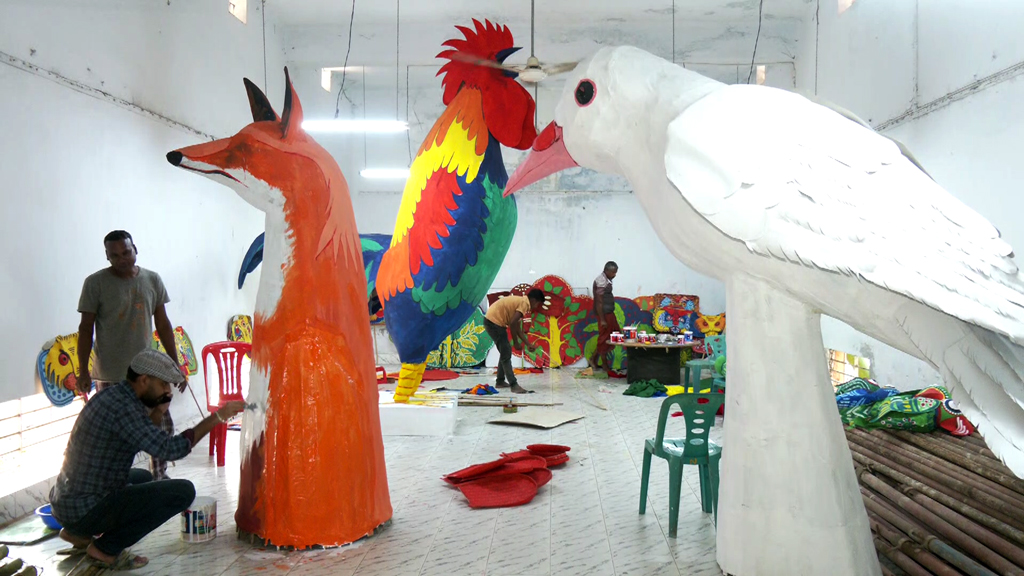 যশোরে বর্ষবরণ শোভাযাত্রা রাঙাবে নতুন ভোরের বার্তাবাহক মোরগ