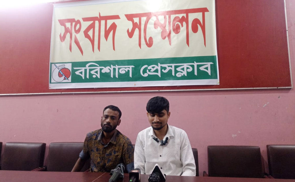 বরিশালে এবার ছাত্র আন্দোলনের আহ্বায়ক-মুখপাত্রের বিরুদ্ধে চাঁদাবাজির অভিযোগ