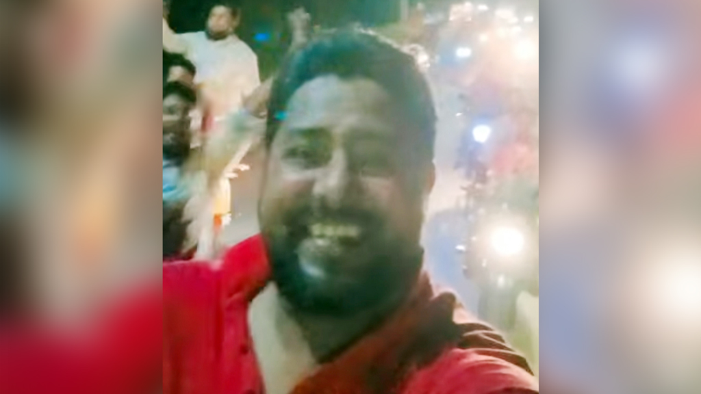 বরিশালে বিএনপির মনোনয়নপ্রাপ্তদের বিভেদের মহড়া: মনোনয়ন না পাওয়াদের উপেক্ষা, কর্মীদের শঙ্কা