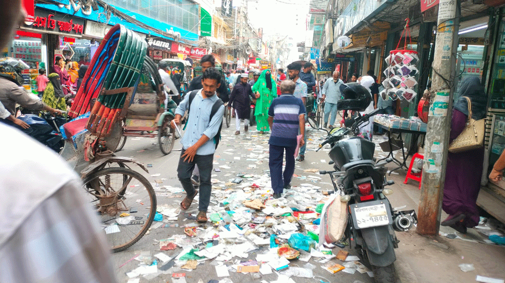 বোনাসের আশ্বাসে দুদিন পর কাজে ফিরেছেন বিসিসির পরিচ্ছন্নতাকর্মীরা