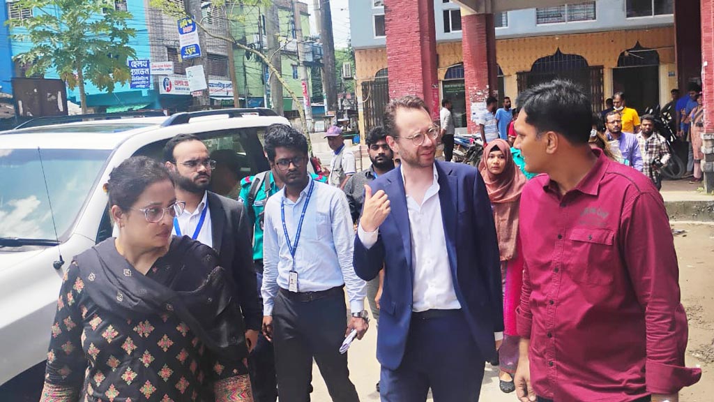 বাংলাদেশে দুর্নীতি কমাতে প্রয়োজন ভালো মানুষ গড়ে তোলা: ভারপ্রাপ্ত ব্রিটিশ হাইকমিশনার