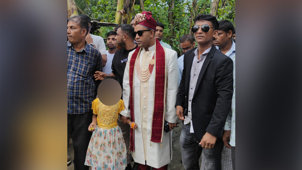 বরযাত্রীদের খাবার কম পড়ায় রাগারাগি, জামাতার বাড়িতে গিয়ে মারধরের শিকার কনের বাবা-চাচা