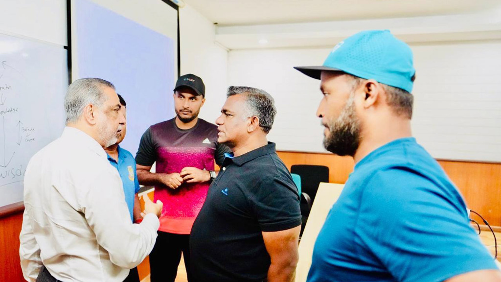 স্থানীয় কোচদের যে বার্তা দিলেন বিসিবি সভাপতি