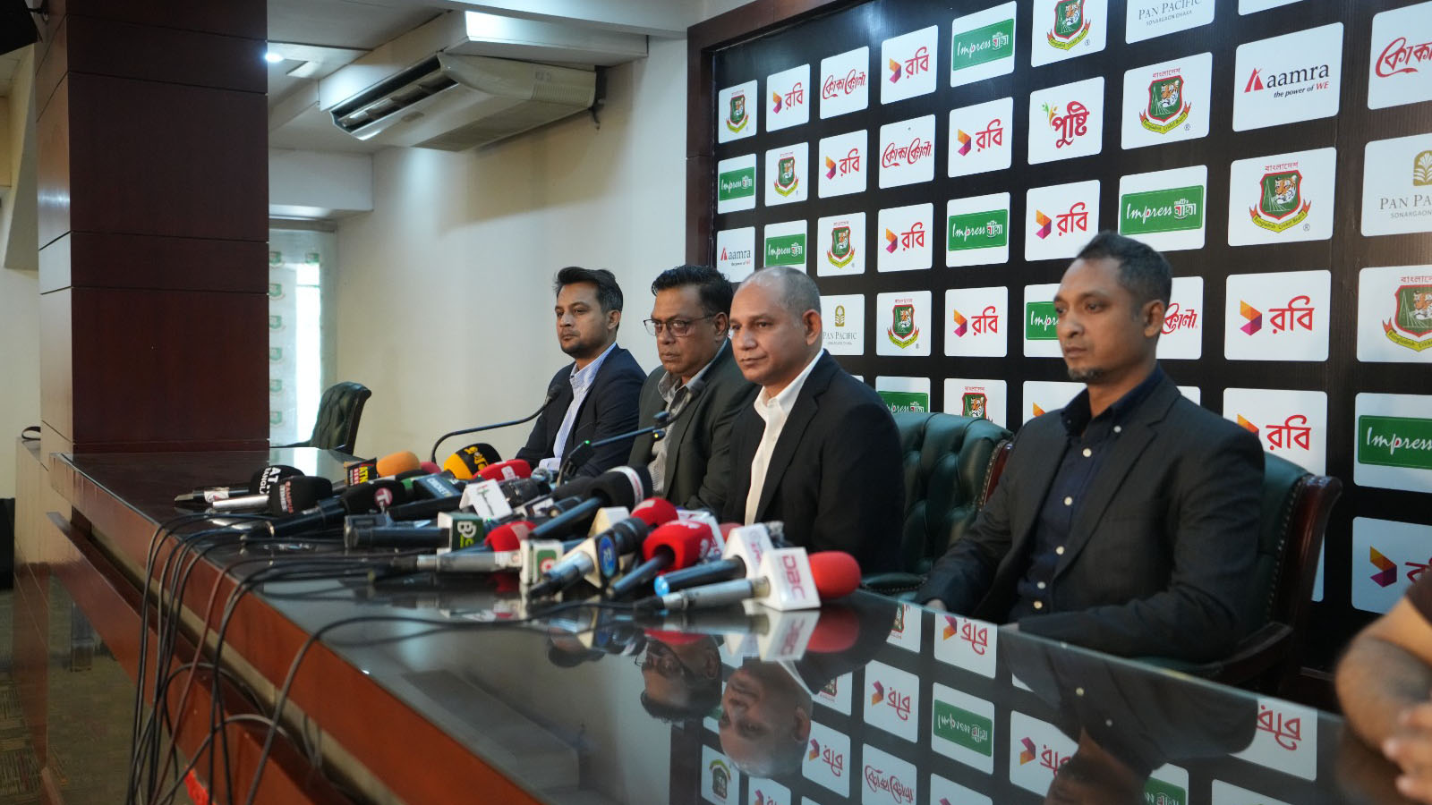 নিউজিল্যান্ড সিরিজের দলে কেন পরিবর্তন আনেনি বিসিবি