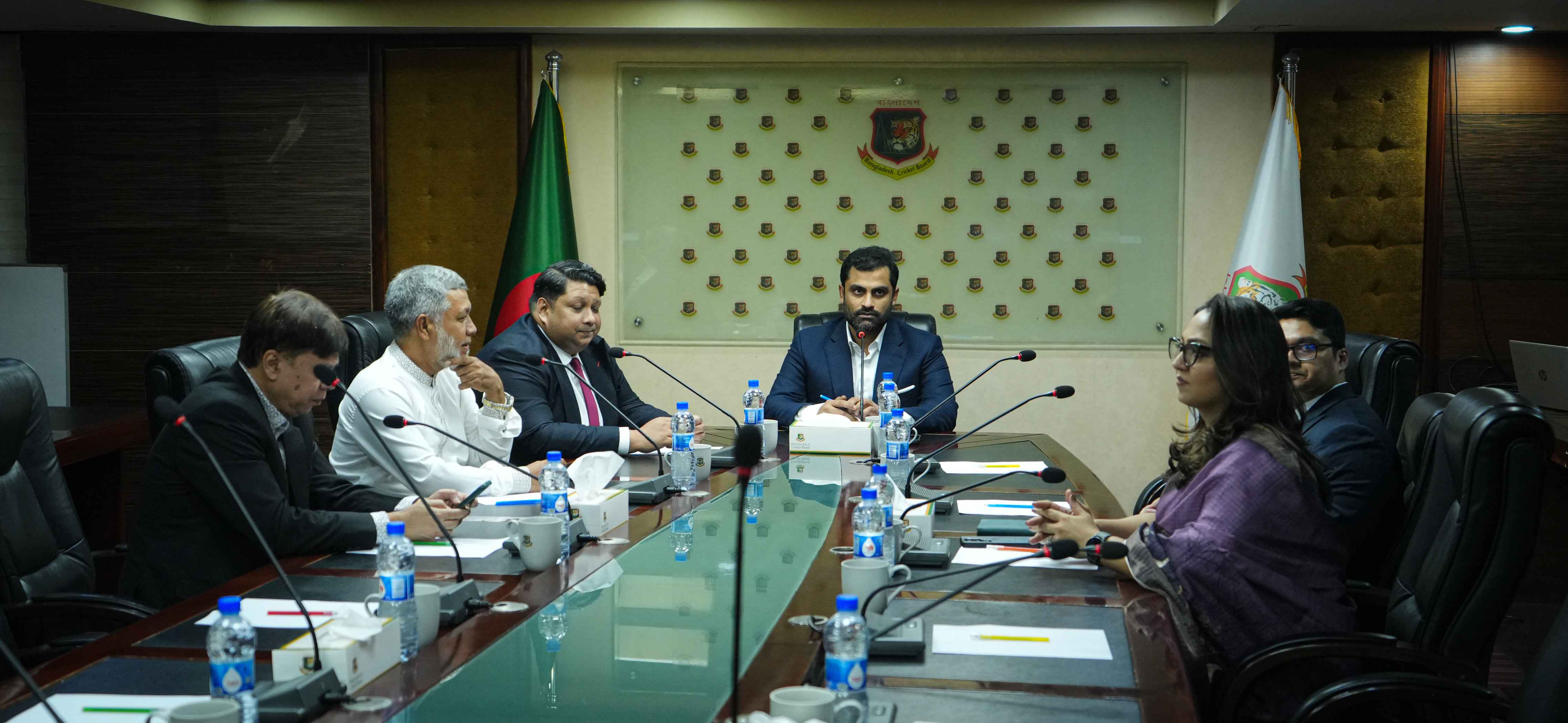 ‘এখন বাংলাদেশে সবচেয়ে বড় সার্কাস চলছে ক্রিকেট বোর্ডে’