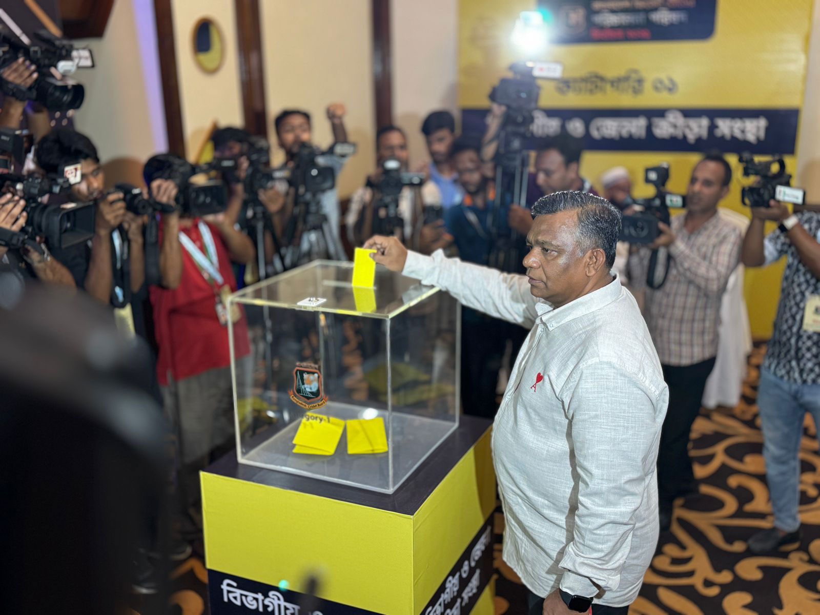 বিসিবি সভাপতির কাছে এবারের নির্বাচন নতুন লাগছে
