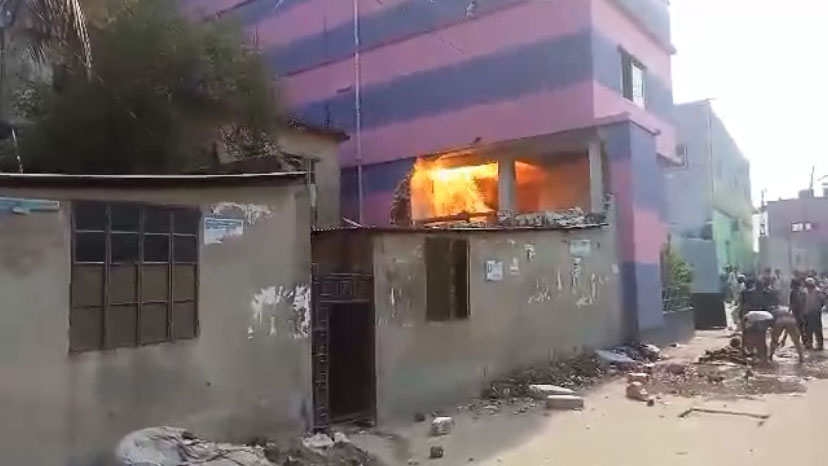 রূপগঞ্জে ডাইং কারখানায় গ্যাস বিস্ফোরণ, দগ্ধ ৩