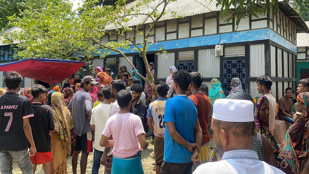 সিরাজদিখানে বিষপানে দম্পতির মৃত্যু