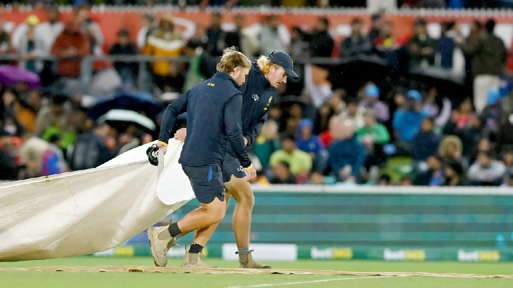 ভারত-অস্ট্রেলিয়া ম্যাচে জিতল বৃষ্টিই