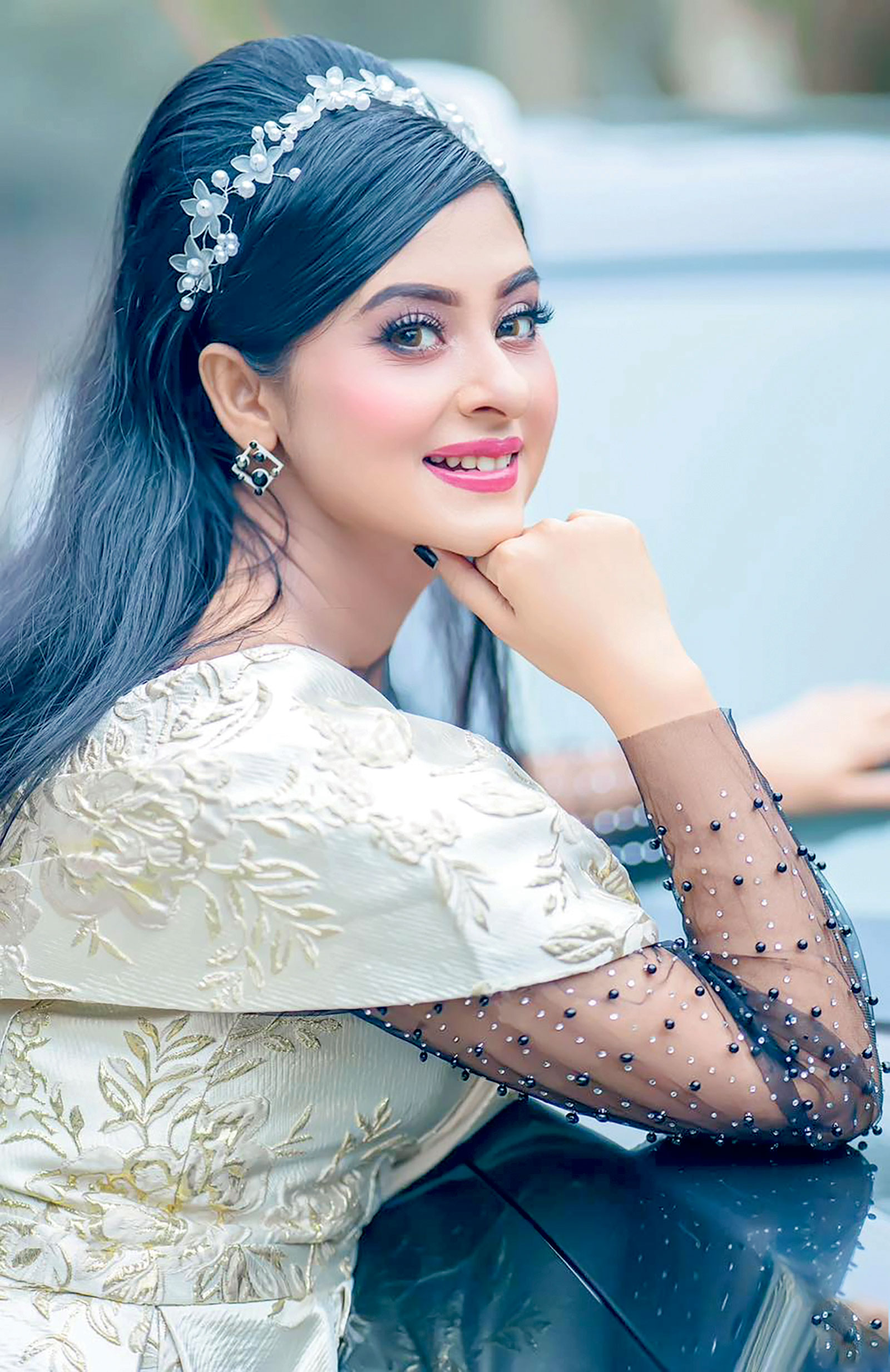 শবনম বুবলী। ছবি: সংগৃহীত