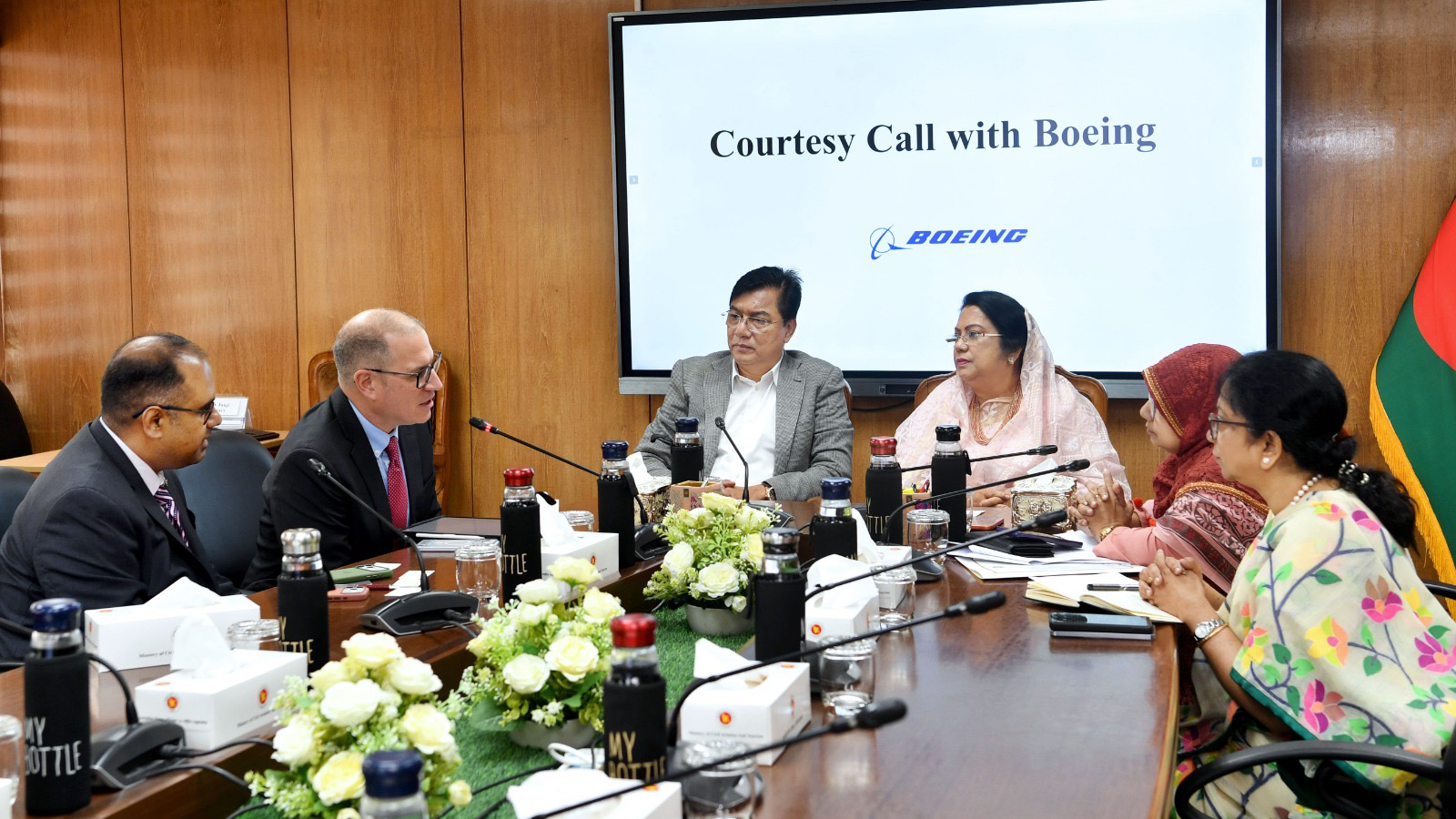 মার্কিন কোম্পানি বোয়িং থেকে উড়োজাহাজ লিজ নিতে চায় সরকার