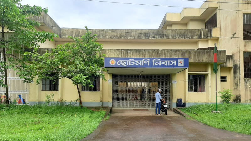 শিশুটিকে আছাড় দিয়ে শ্বাসরোধ করে হত্যা করেন আয়া