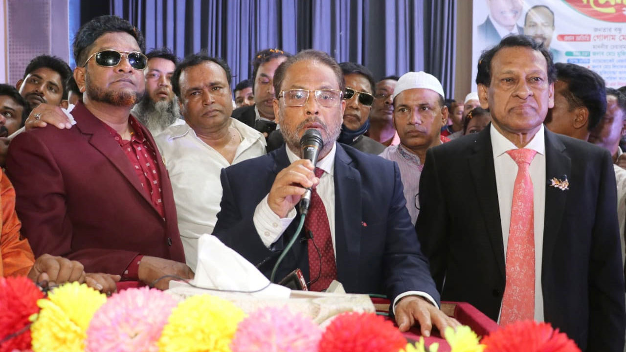 আগে  ‘স্বৈরাচার নিপাত যাক’স্লোগান দেওয়া গেলেও এখন কি যায়: জি এম কাদের 